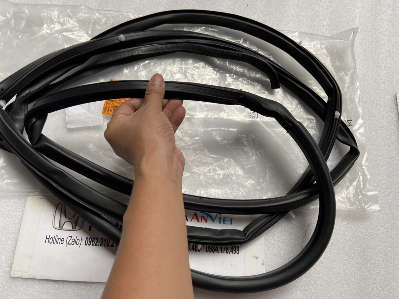 Gioăng êm trên cánh cửa xe Honda CRV 2008-2011